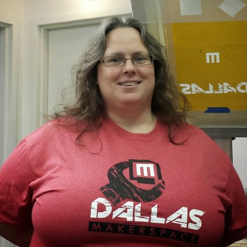 2014-03-01 Lisa DallasMakerspace ScreenprintedShirt LOGO.jpg