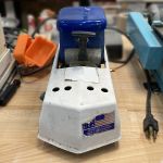 Vibratory tumbler