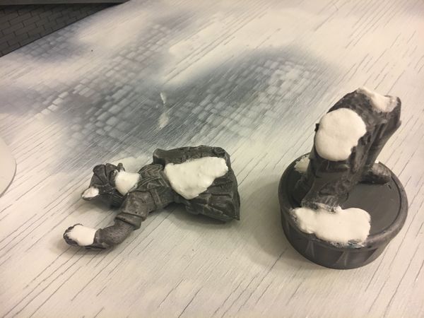 snowy-statue.JPG
